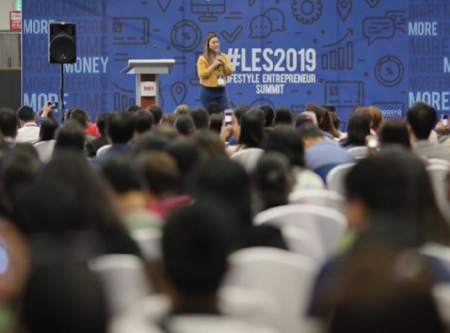Lish Aquino speaking at LES 2019